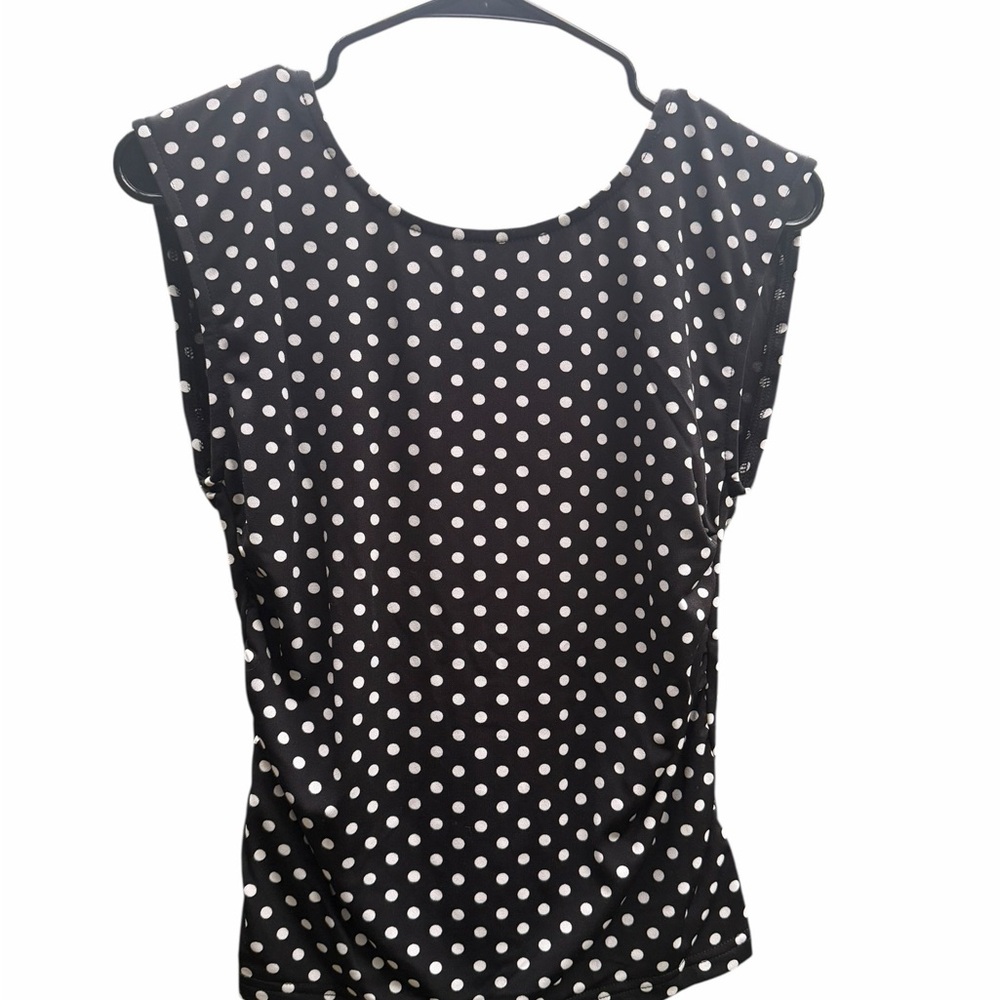 dELiA*s open back Black Sleeveless Tank with White Polka Dots - Picture 2 of 3